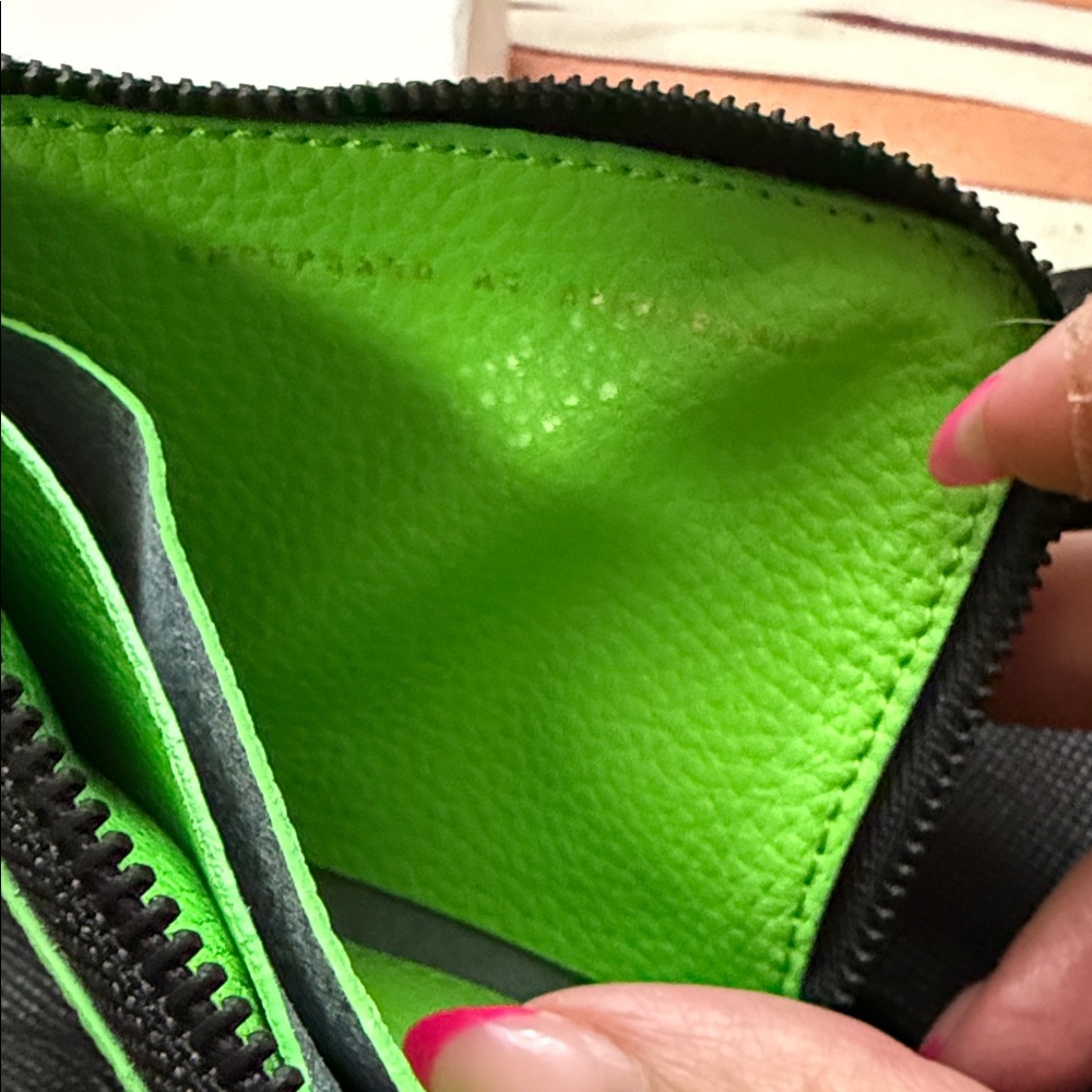 Ampersand as Apostrophe Neon Green Half Zip Wallet - Picture 4 of 7